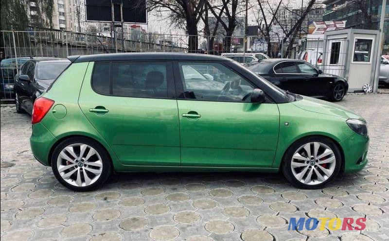 2012' Skoda Fabia photo #4
