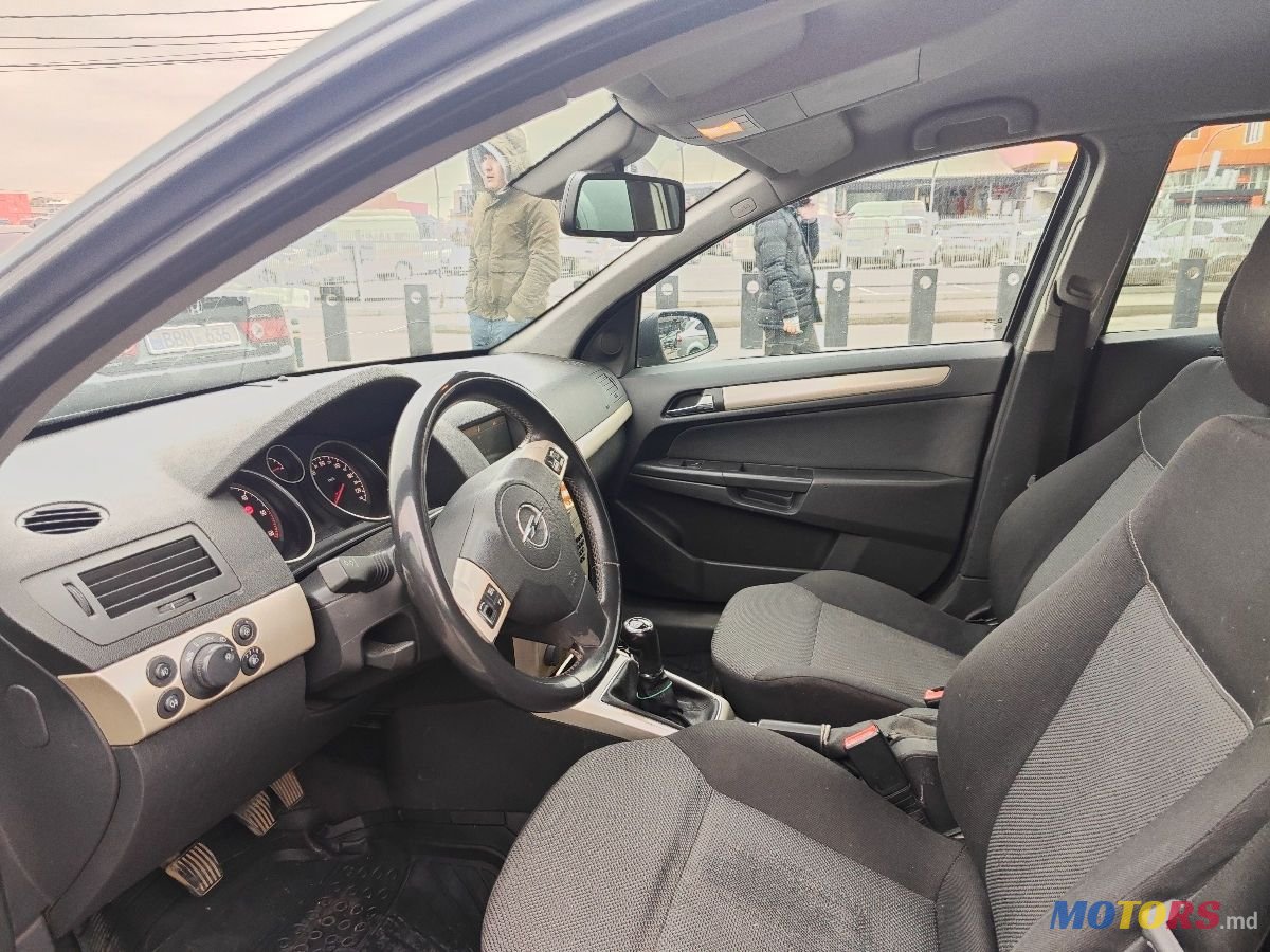 2007' Opel Astra photo #5