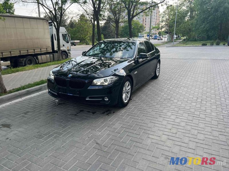 2015' BMW 5 Series photo #3