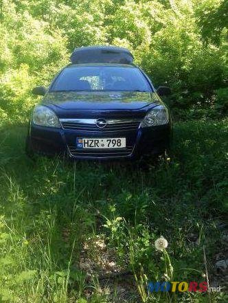 2009' Opel Astra photo #1