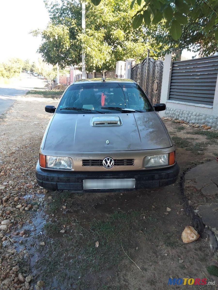 1990' Volkswagen Passat photo #1