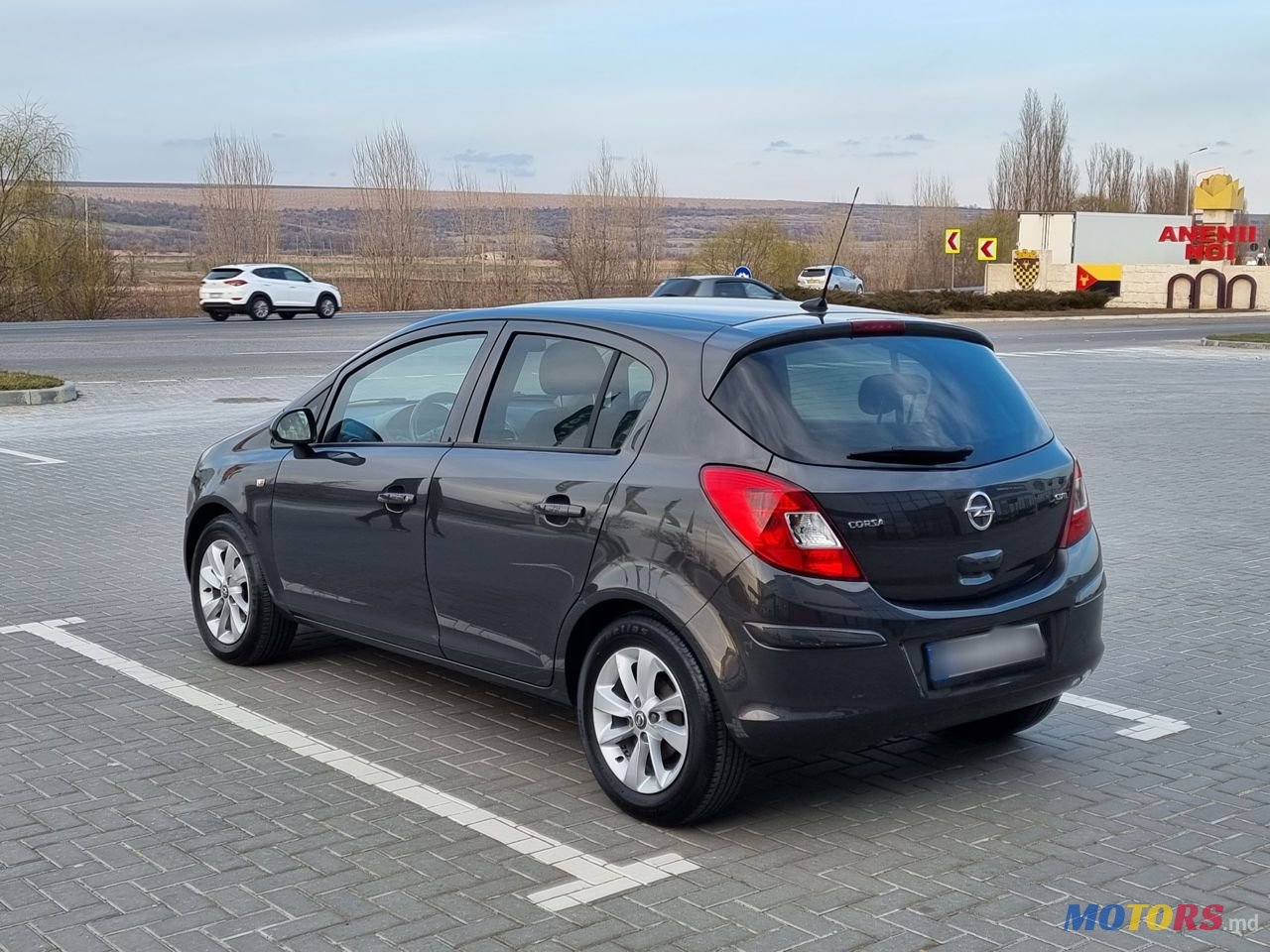 2014' Opel Corsa photo #3