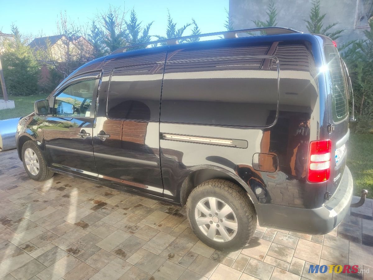 2012' Volkswagen Caddy photo #2