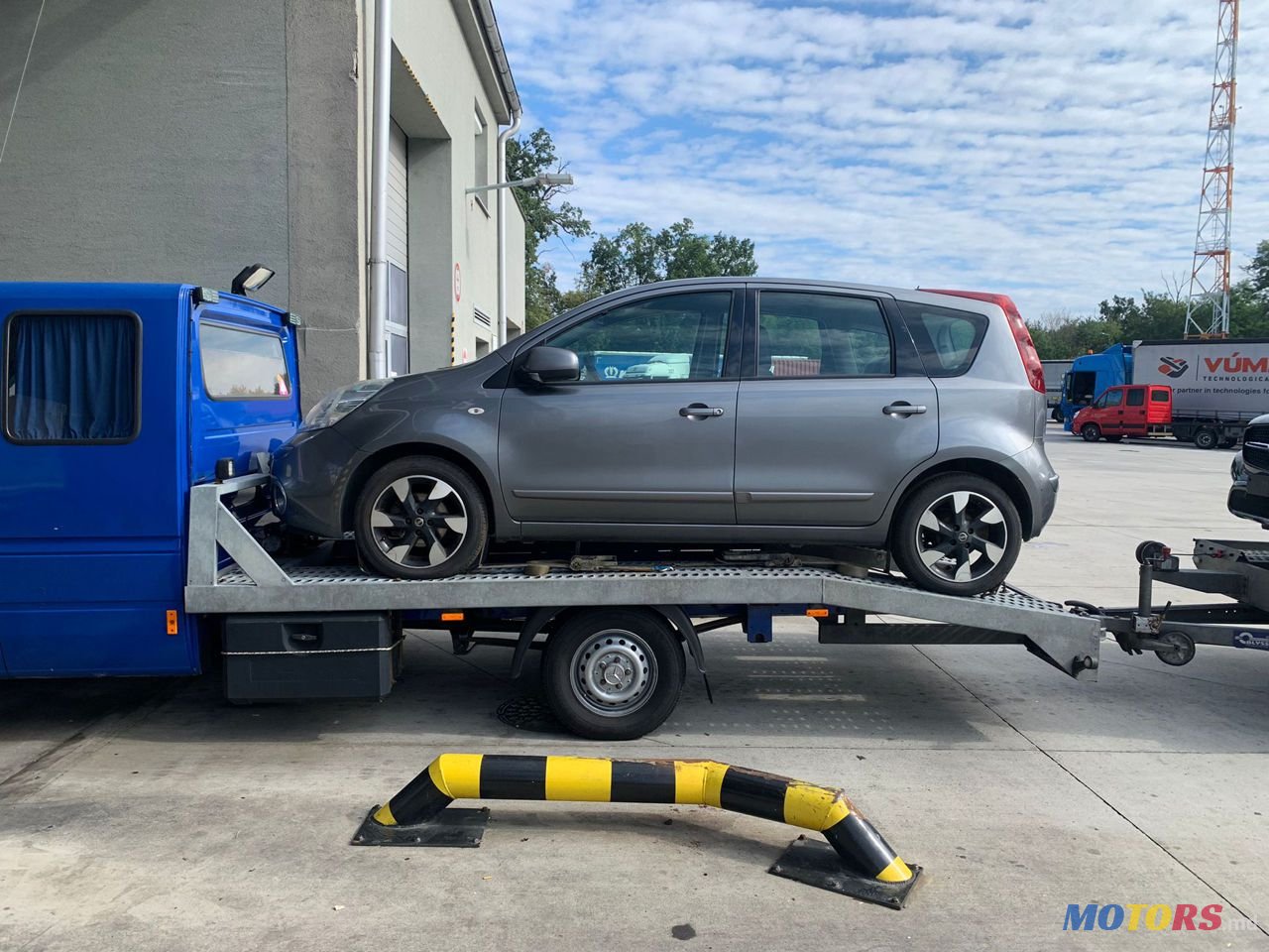 2013' Nissan Note photo #1