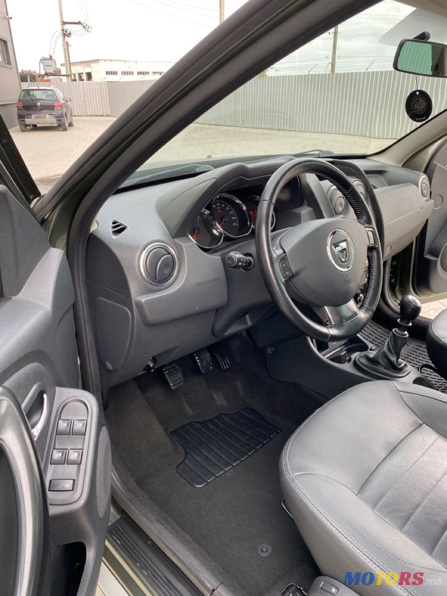 2015' Dacia Duster photo #6
