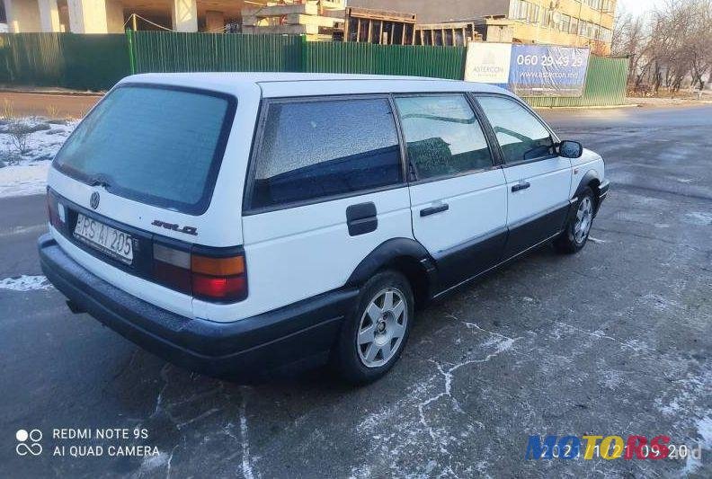 1994' Volkswagen Passat photo #1