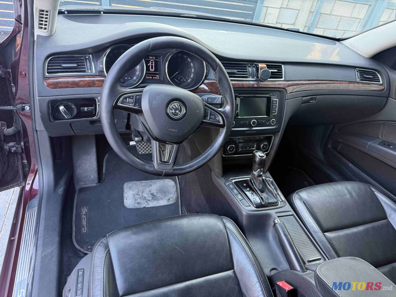 2014' Skoda Superb photo #4