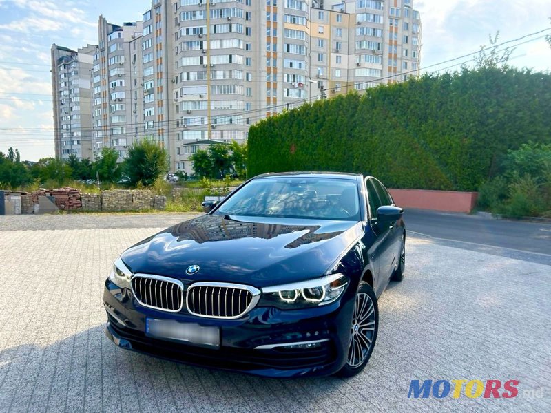 2019' BMW 5 Series photo #1