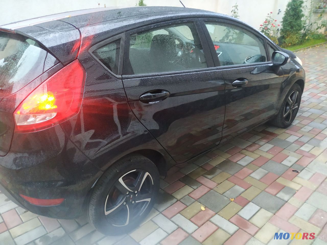 2012' Ford Fiesta photo #2