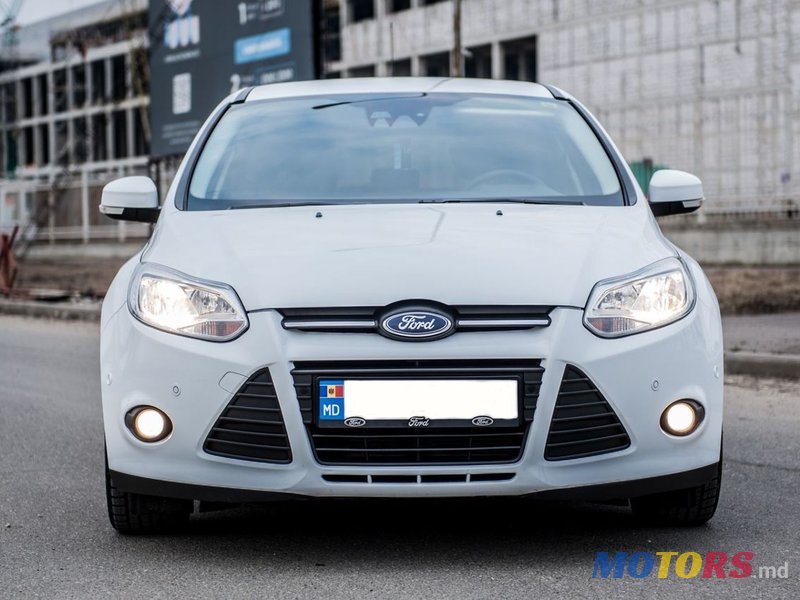 2013' Ford Focus photo #3