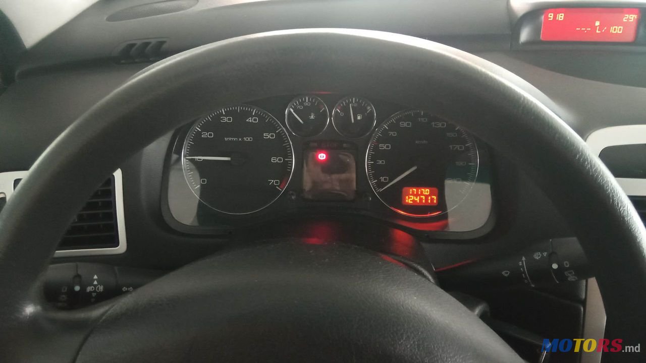 2008' Peugeot 307 photo #5