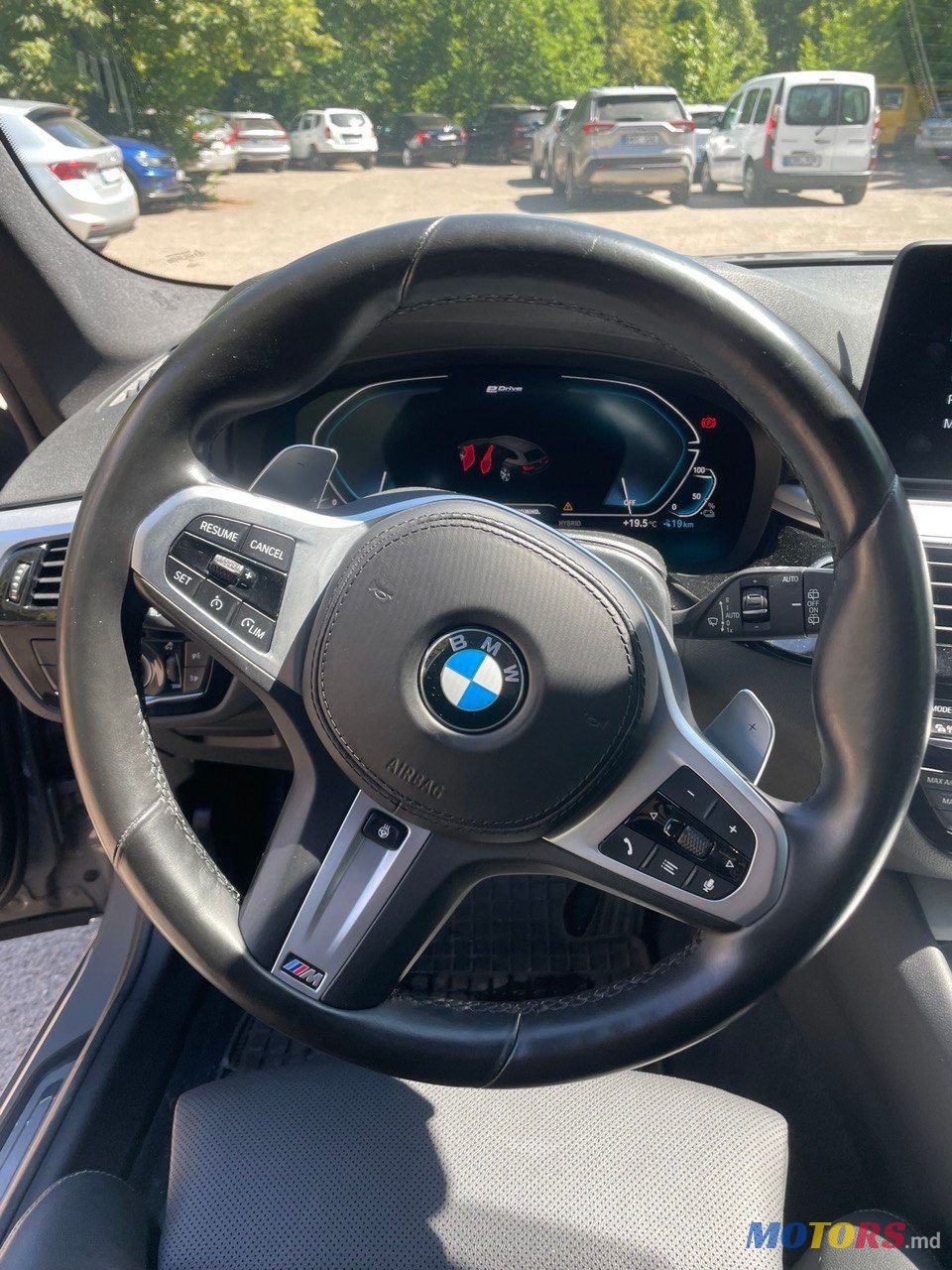 2021' BMW 5 Series photo #3