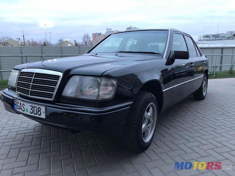 1994' Mercedes-Benz E Класс photo #1