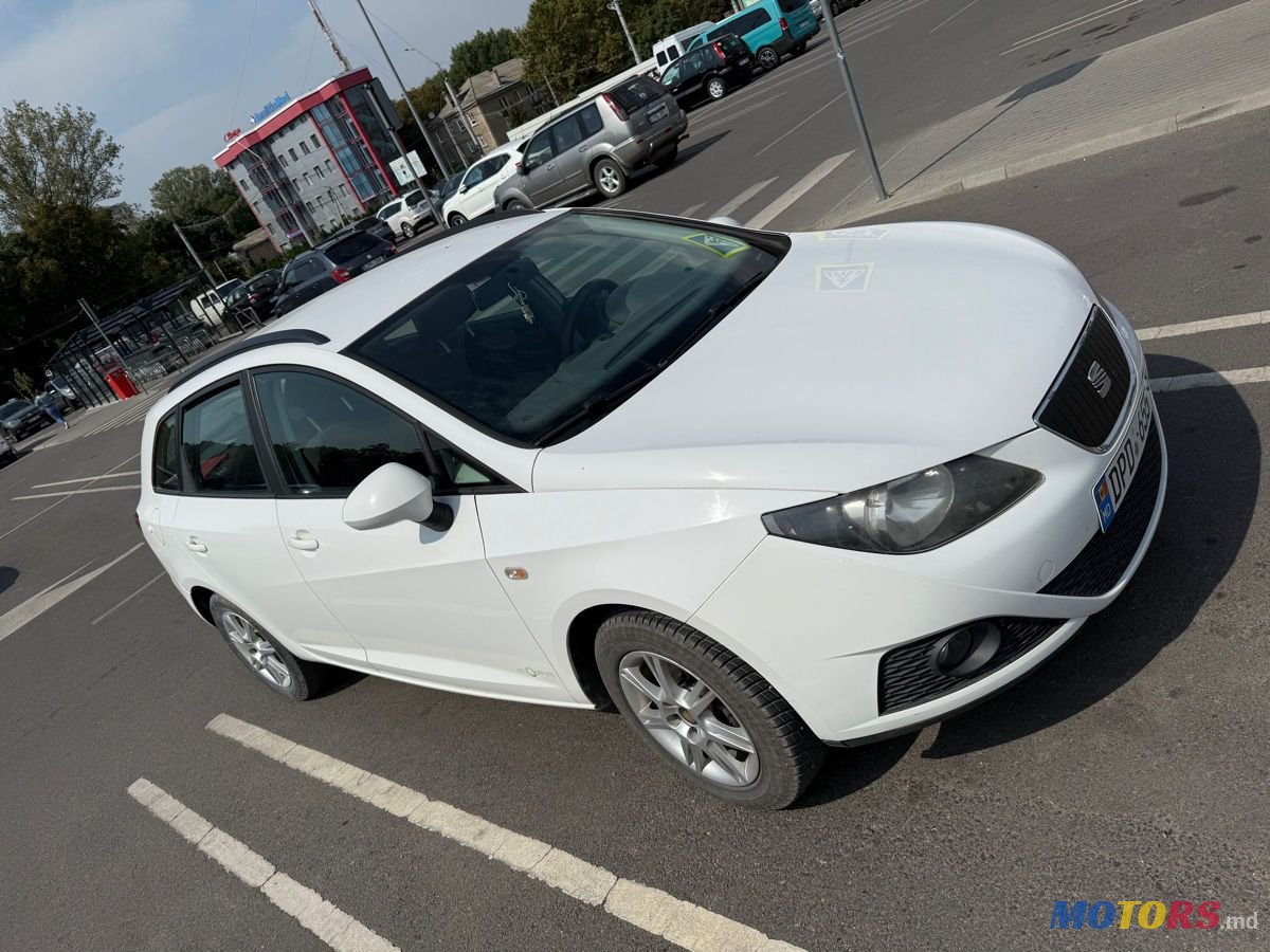 2011' SEAT Ibiza photo #6