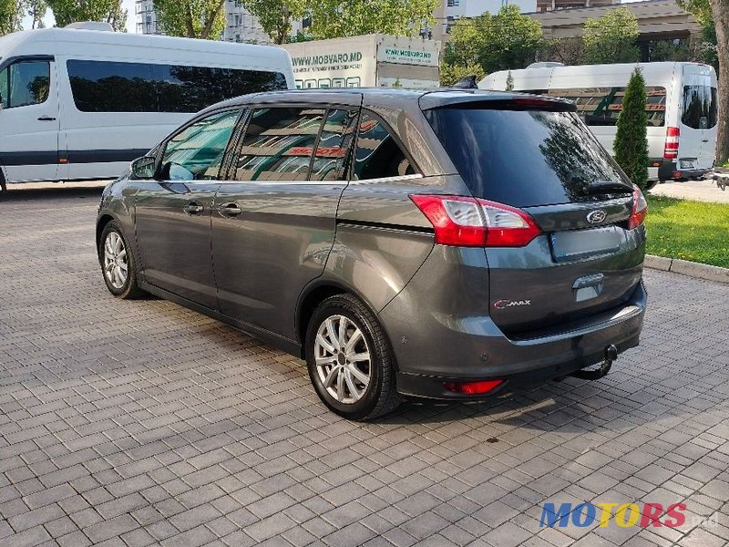2015' Ford Grand C-MAX photo #2