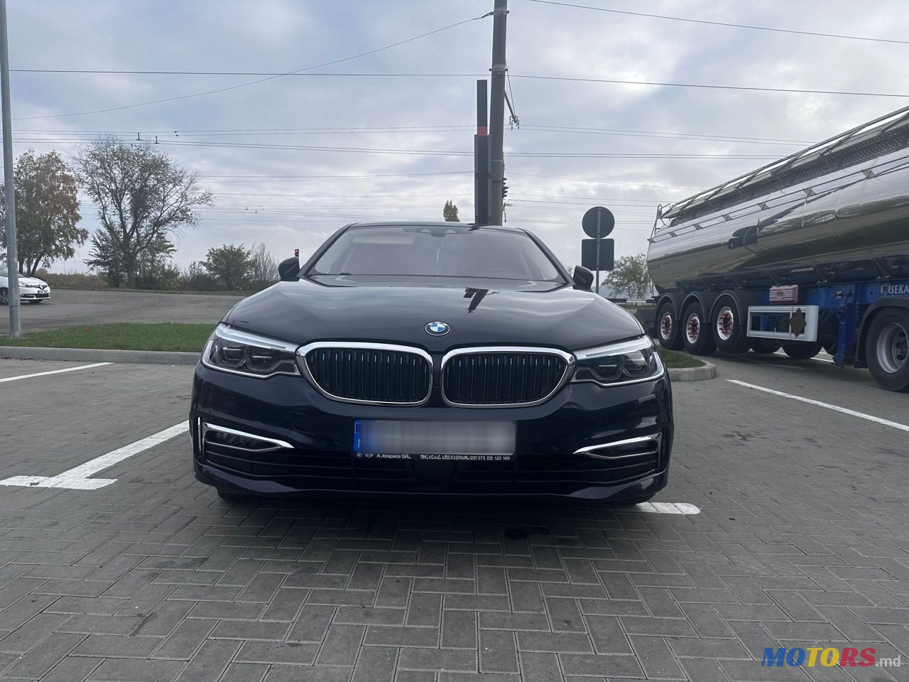 2019' BMW 5 Series photo #3