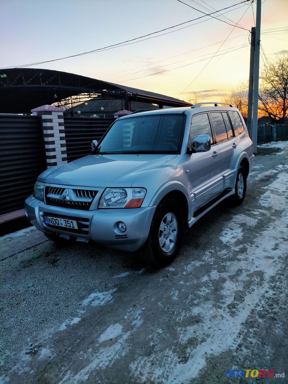 2003' Mitsubishi Pajero photo #1