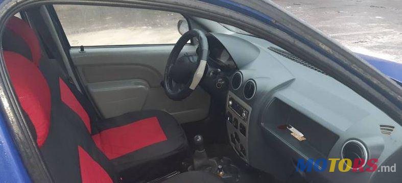 2007' Dacia Logan photo #1