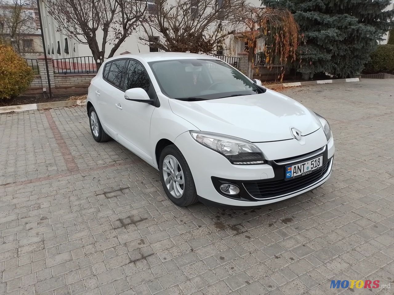 2013' Renault Megane photo #2