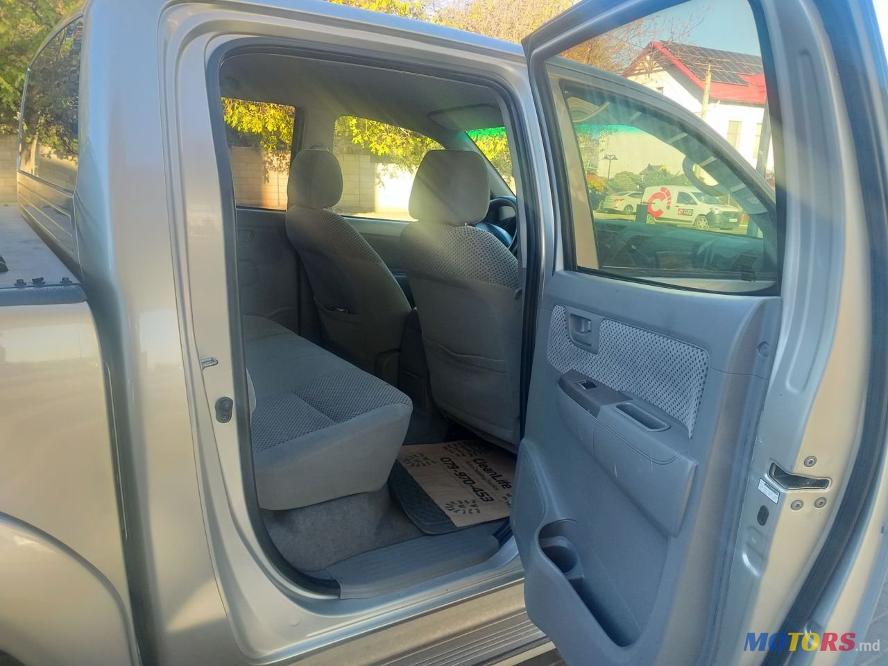 2006' Toyota Hilux photo #6