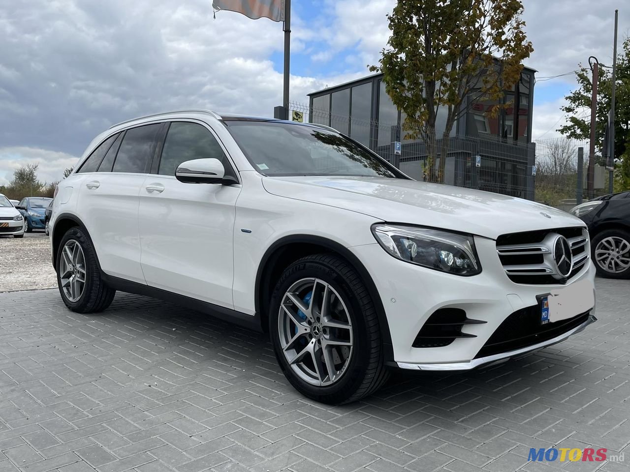 2018' Mercedes-Benz Glc photo #2