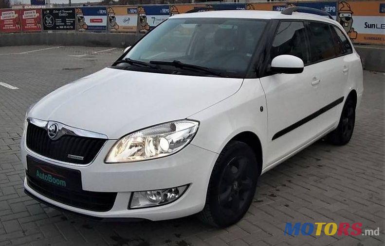 2011' Skoda Fabia photo #1