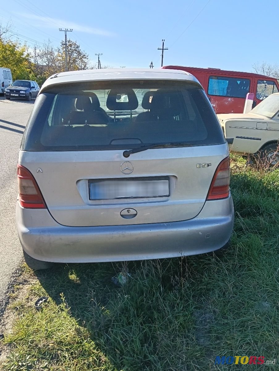 2001' Mercedes-Benz A-Class photo #3