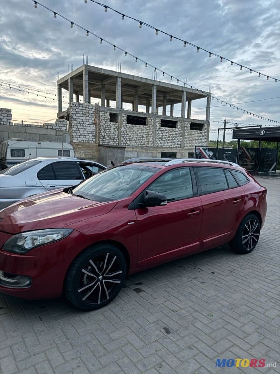 2012' Renault Megane photo #1