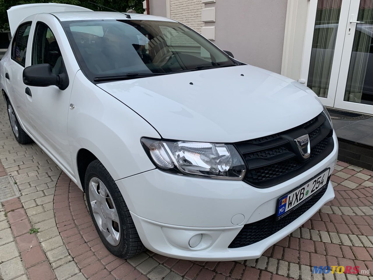 2015' Dacia Logan photo #2