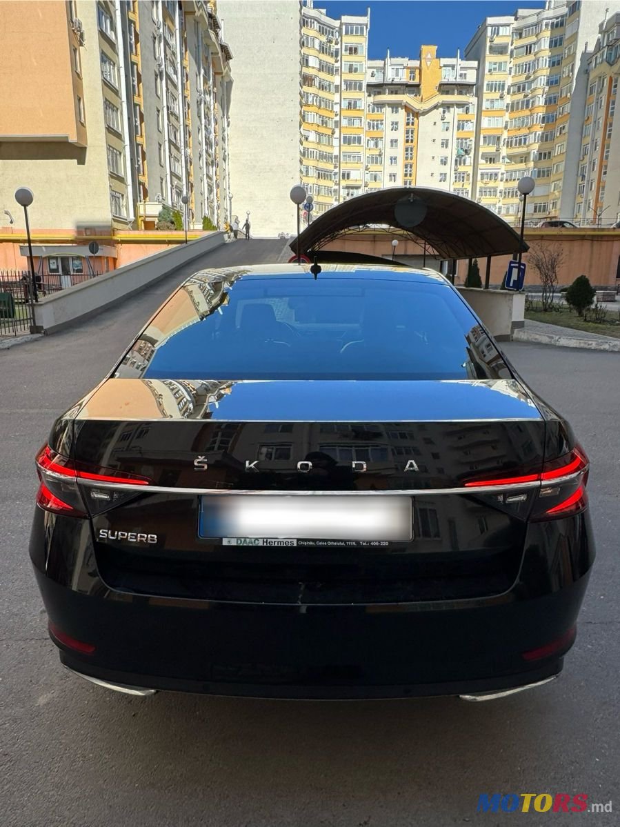 2020' Skoda Superb photo #6