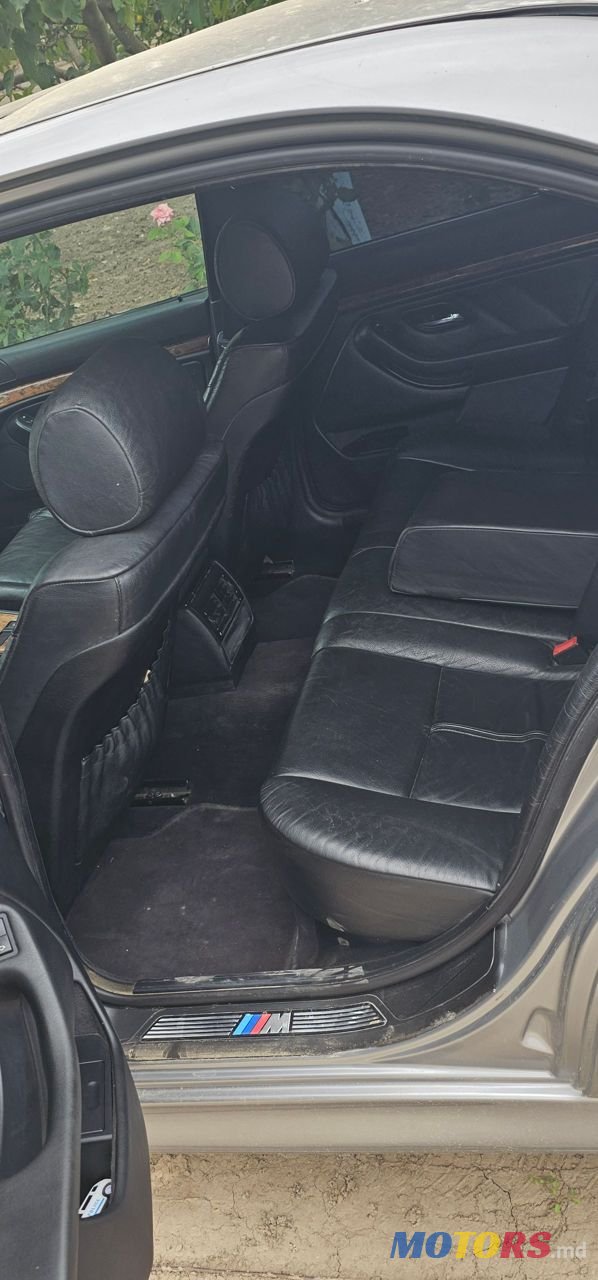 2001' BMW 5 Series photo #2