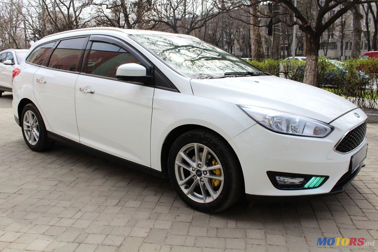 2016' Ford Focus photo #4