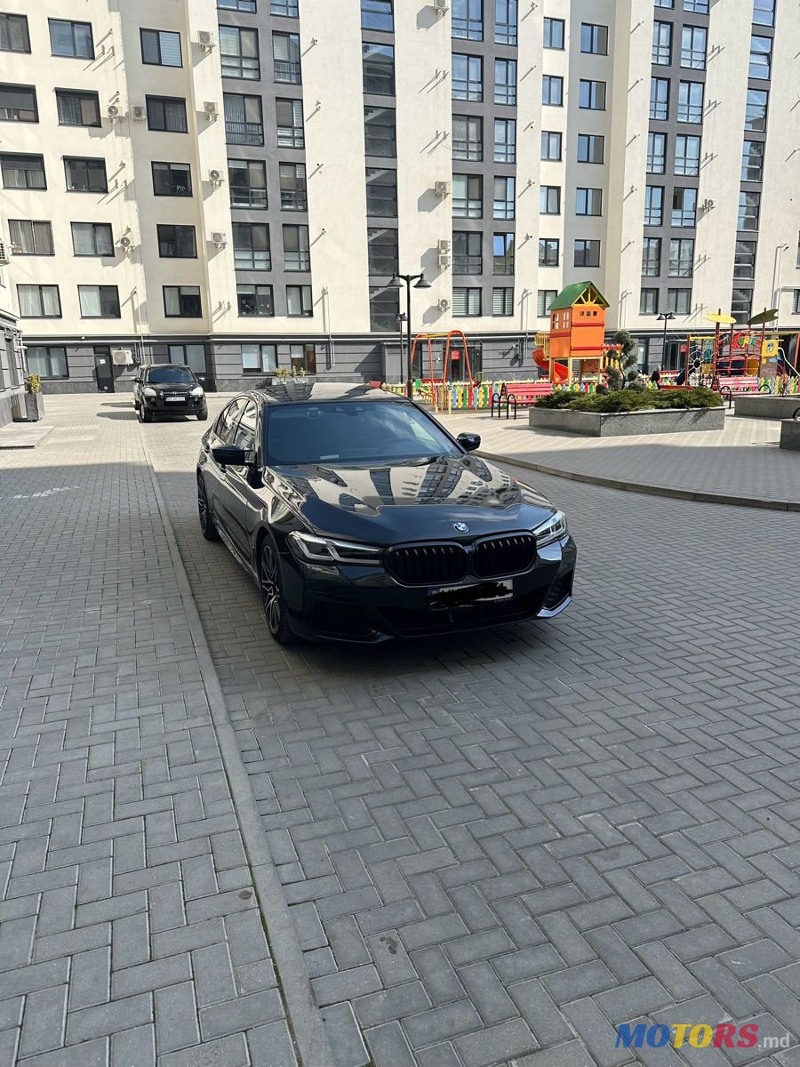 2018' BMW 5 Series photo #2