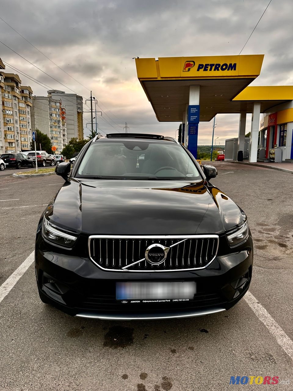 2021' Volvo XC40 photo #2