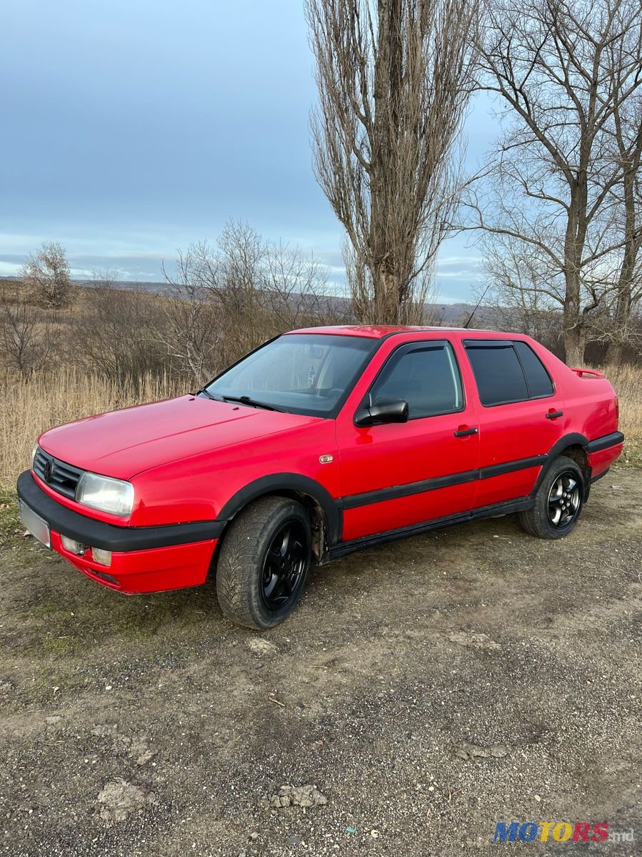 1993' Volkswagen Vento photo #5