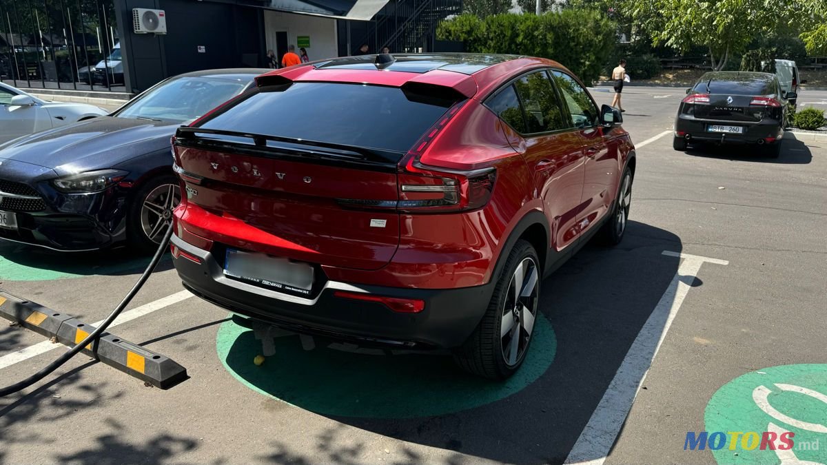 2023' Volvo C40 photo #3