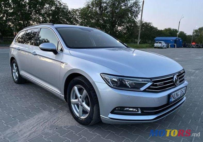 2015' Volkswagen Passat photo #1