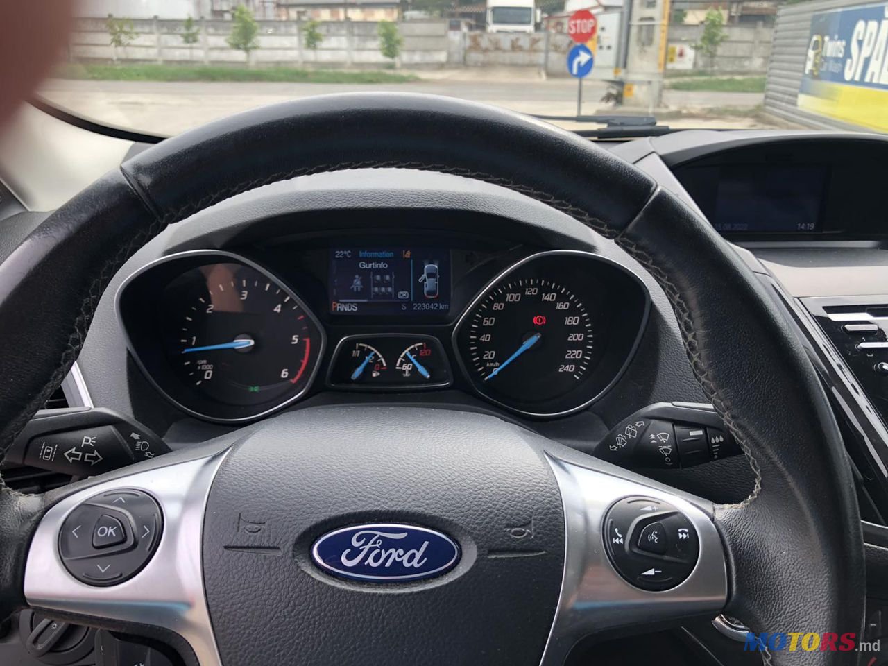 2015' Ford Kuga photo #4