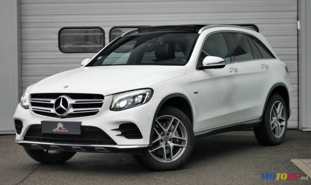 2017' Mercedes-Benz Glc photo #1
