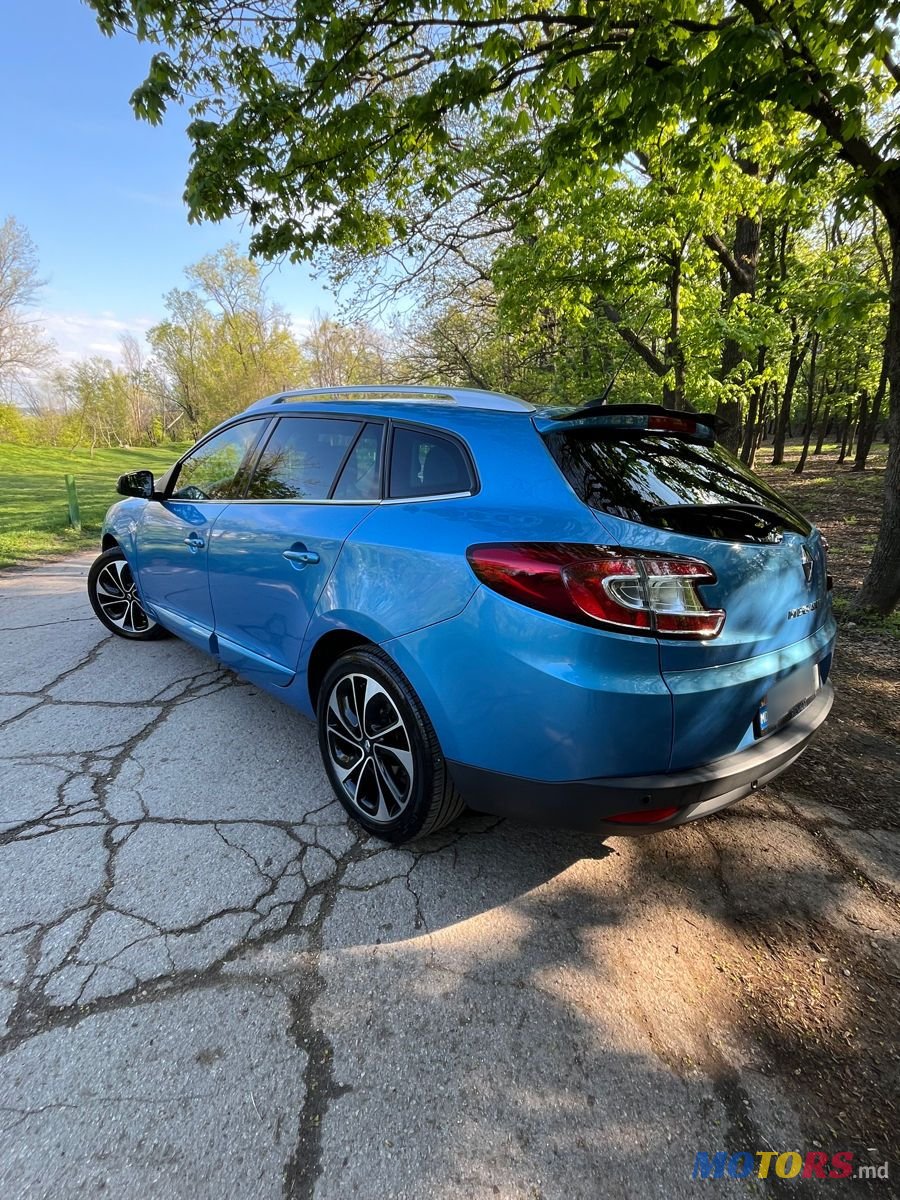 2013' Renault Megane photo #3