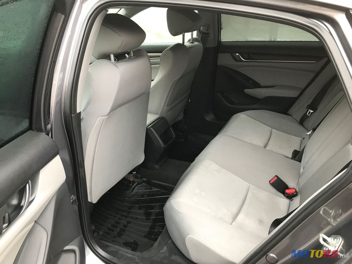 2018' Honda Accord photo #6