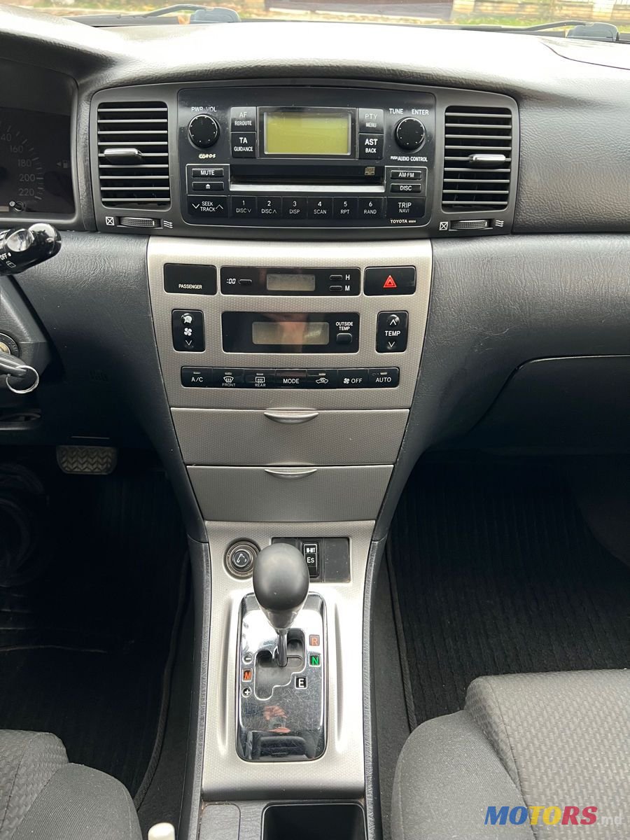 2005' Toyota Corolla photo #4