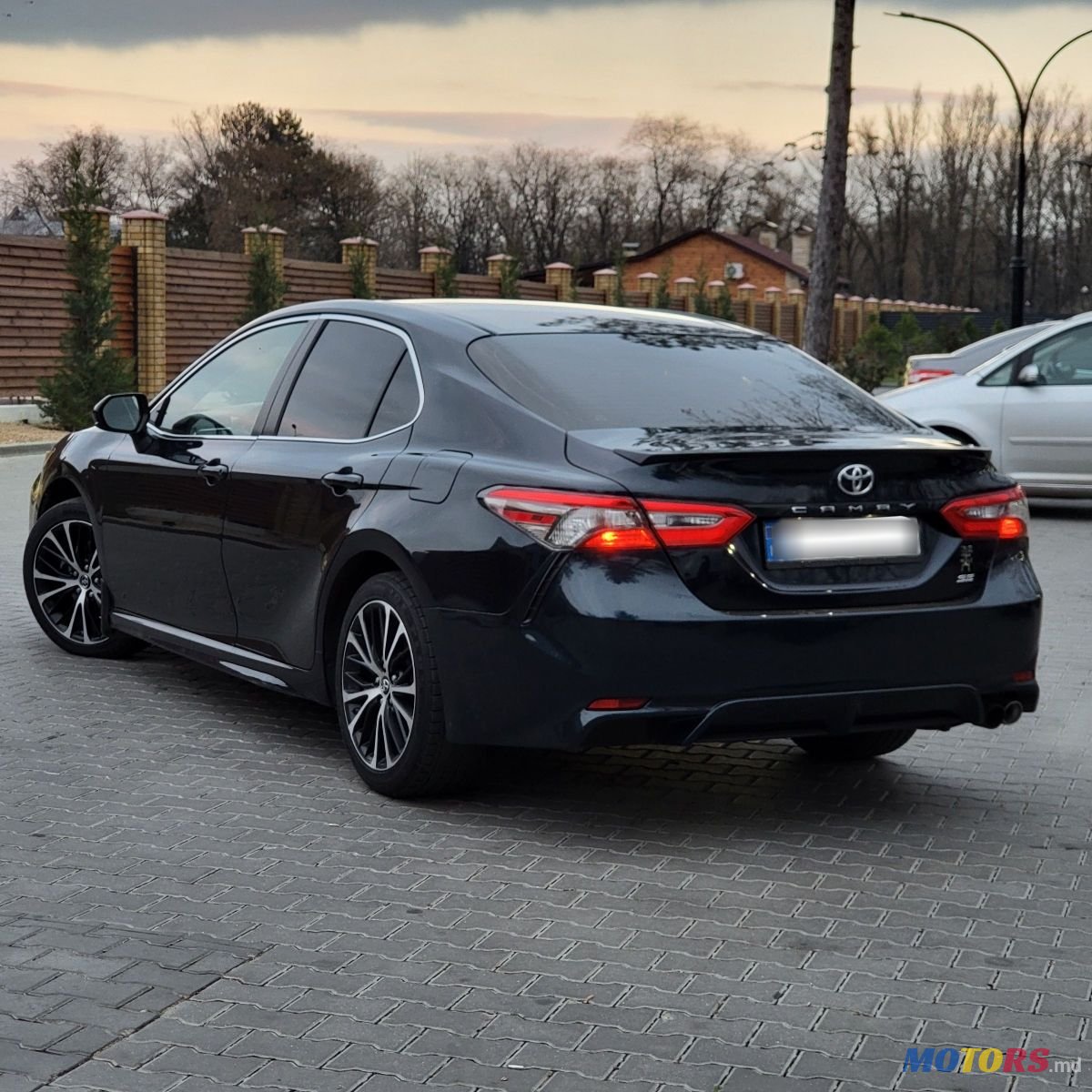 2017' Toyota Camry photo #3