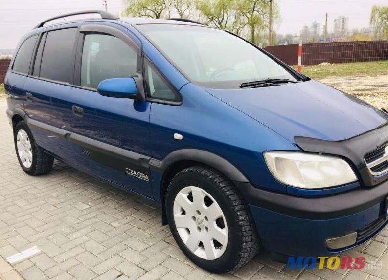 2003' Opel Zafira photo #2