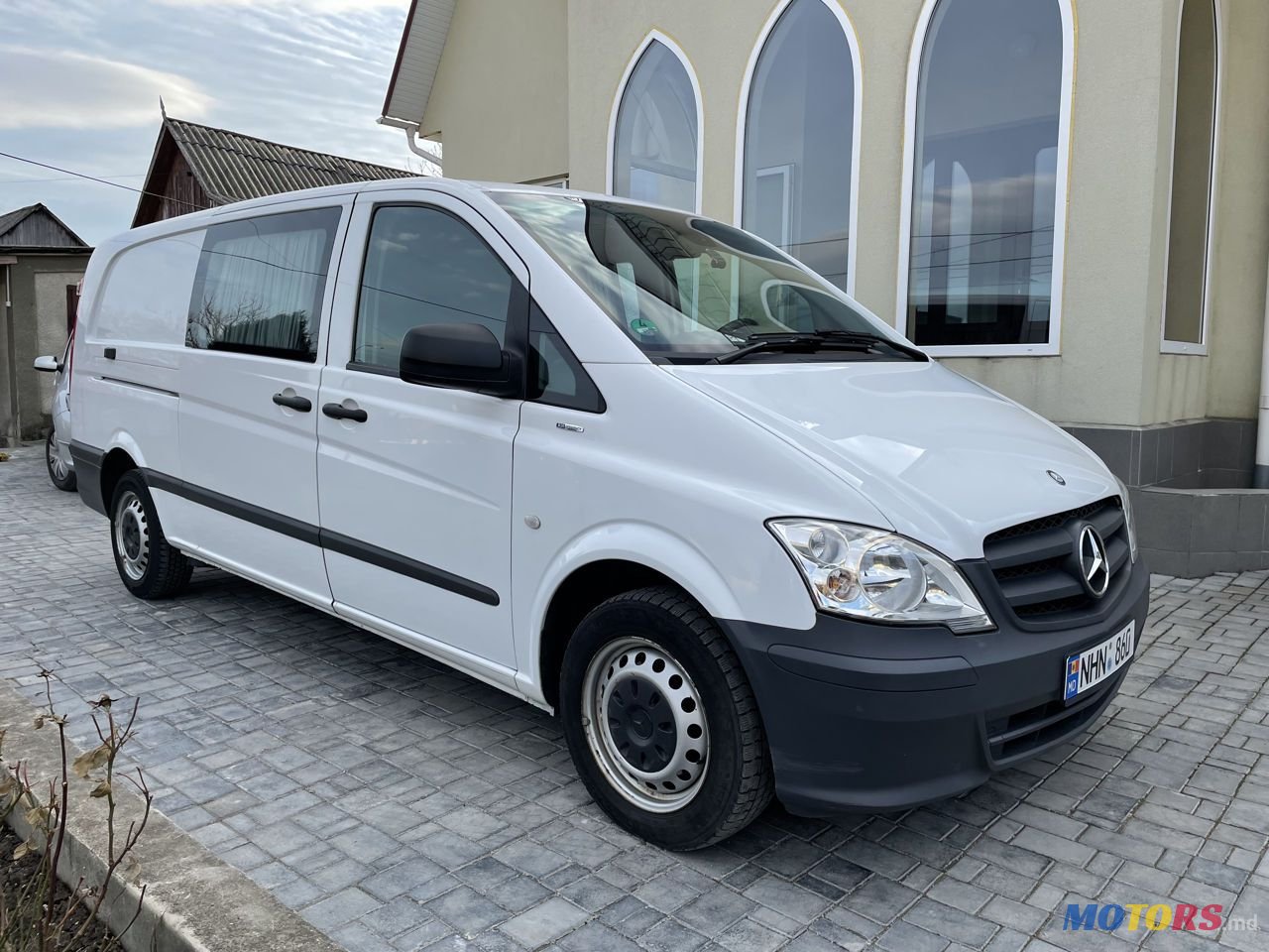 2012' Mercedes-Benz Vito photo #1