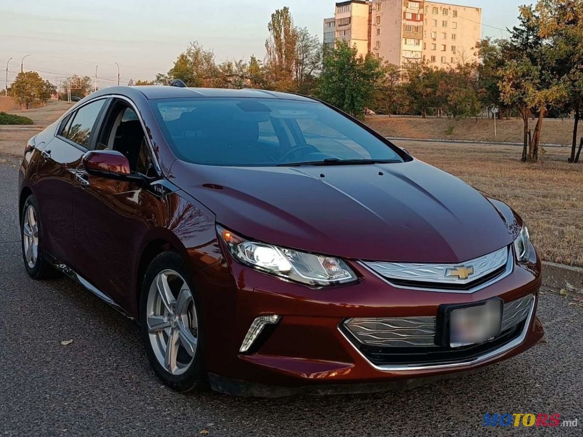 2016' Chevrolet Volt photo #2
