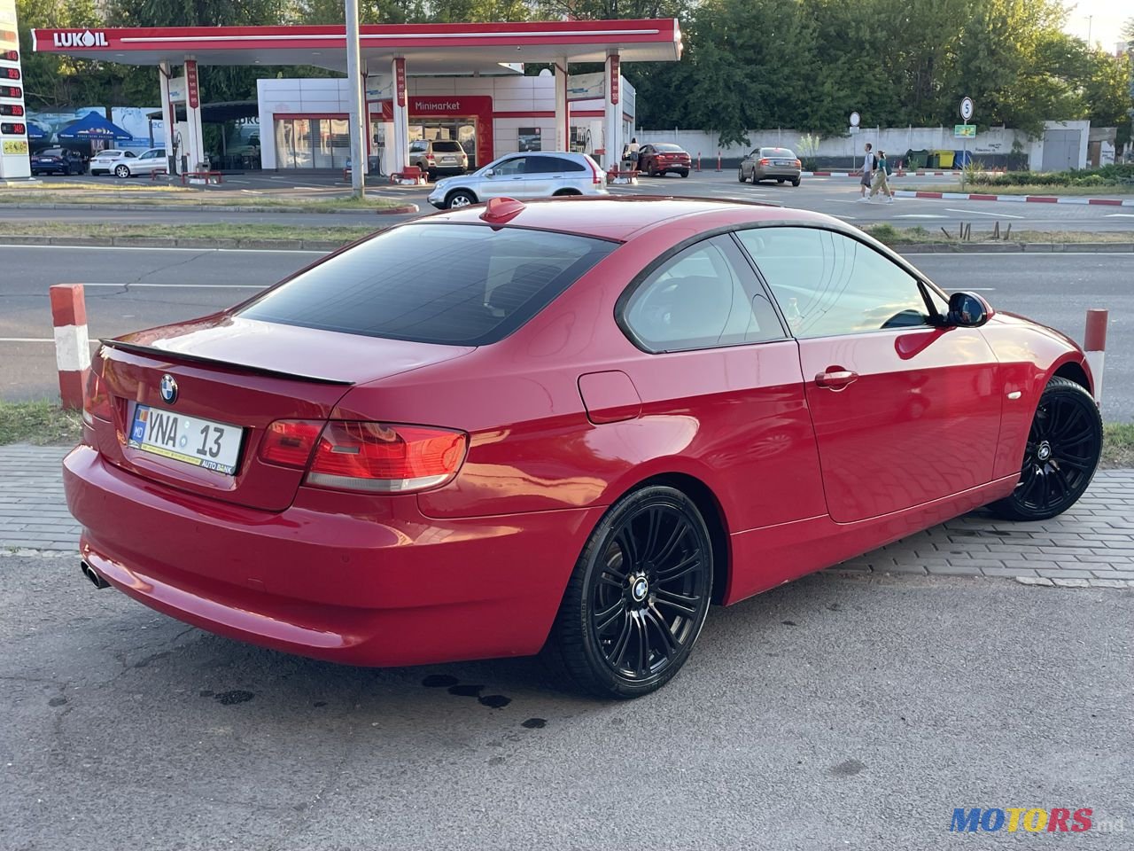 2007' BMW 3 Series photo #5