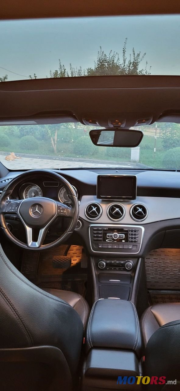 2014' Mercedes-Benz CLA photo #5