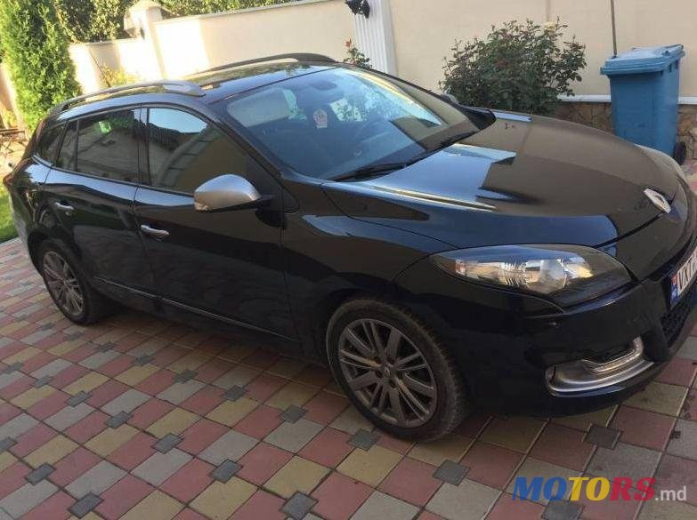 2012' Renault Megane photo #1