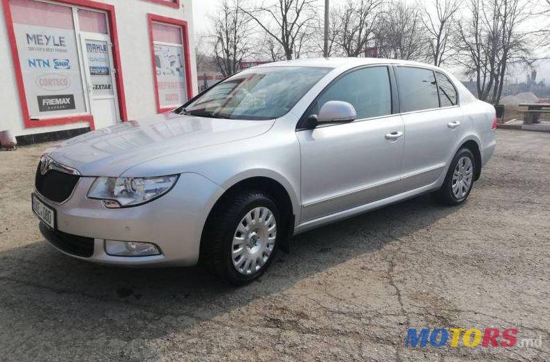 2010' Skoda Superb photo #1